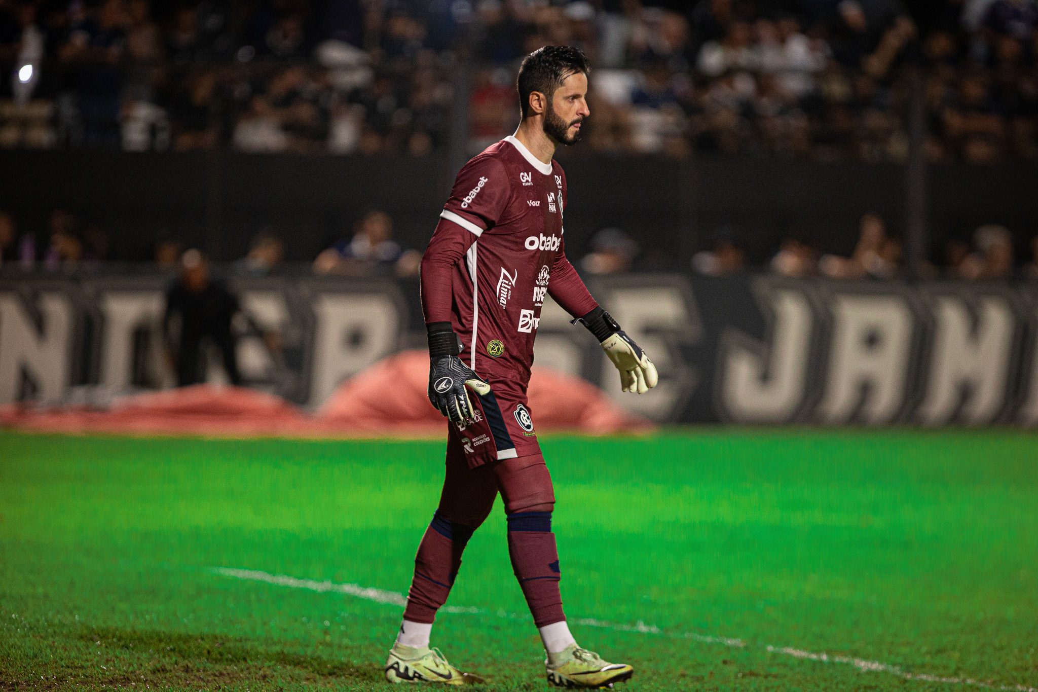 Imagem - Marcelo Rangel domina estatísticas e vira símbolo da defesa do Remo na Série B 2025