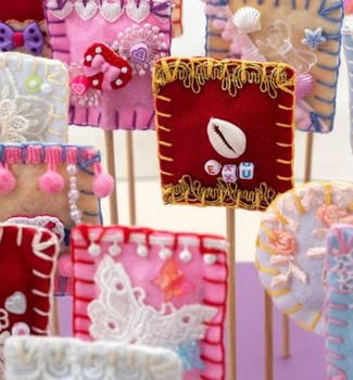 Imagem - Exposição transforma galeria em festa lúdica e celebra infância, memória e ancestralidade