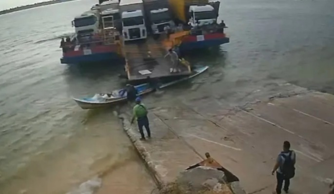 Rabeta foi arrastada por uma balsa às margens do rio Tocantins.