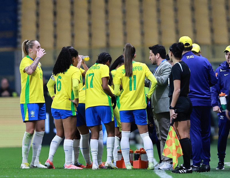 Seleção Brasileira faz o último amistoso em 2025 - 