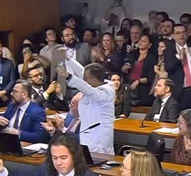 Imagem - Senado aprova exame nacional obrigatório para médicos