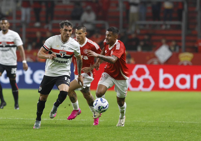 Equipes vão se enfrentar na Vila Belmiro, em Santos - 