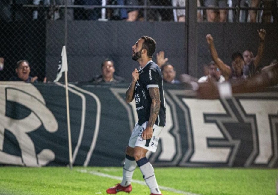 Imagem - Após ser sondado por Juventude e Guarani, Marcelinho renova contrato com o Remo