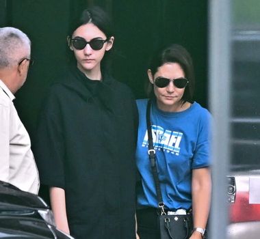 Imagem - Filha caçula visita Bolsonaro na prisão pela primeira vez