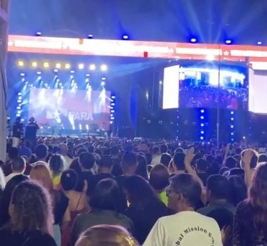 Imagem - 'Vem Louvar Pará' reúne multidão no Mangueirão