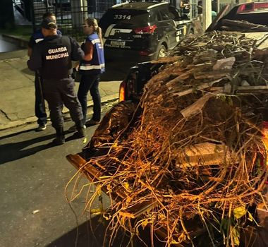 Imagem - Três pessoas são presas por descarte irregular de lixo em Belém