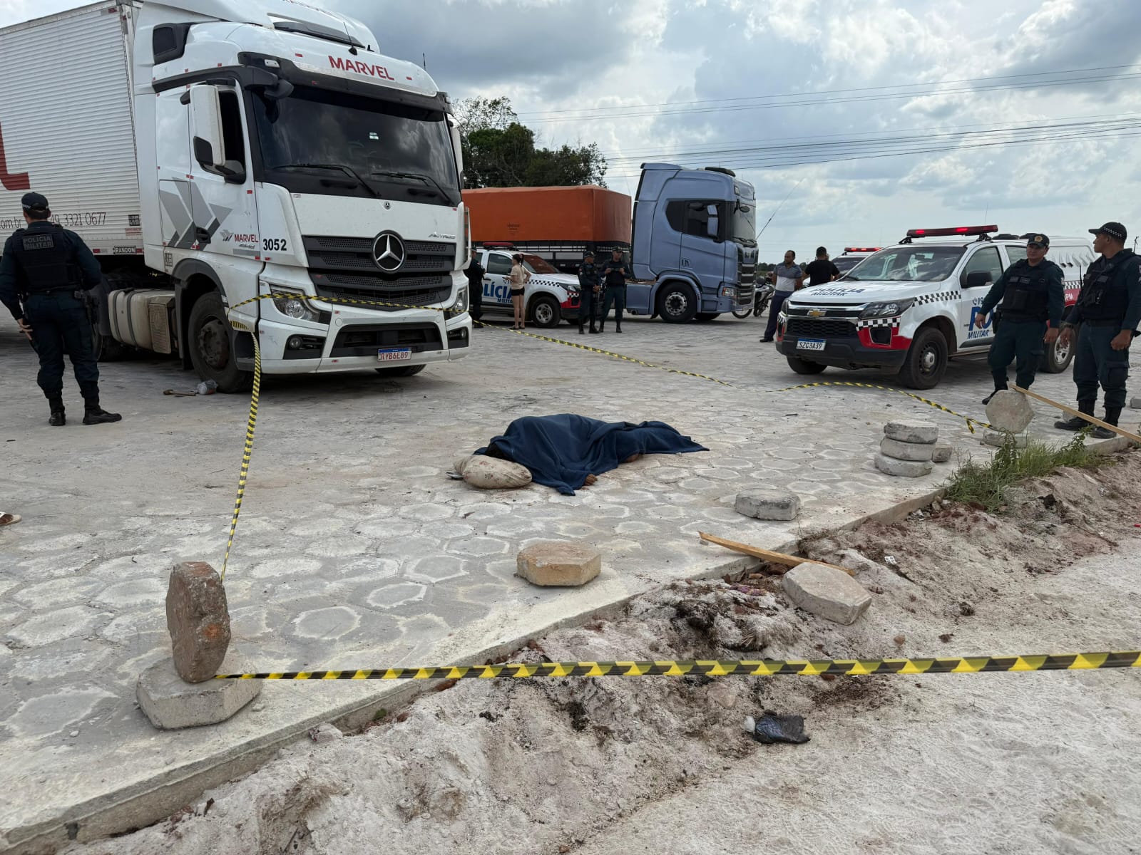 Caminhoneiro é morto a tiros em posto de gasolina na Br 316, próximo a Castanhal.