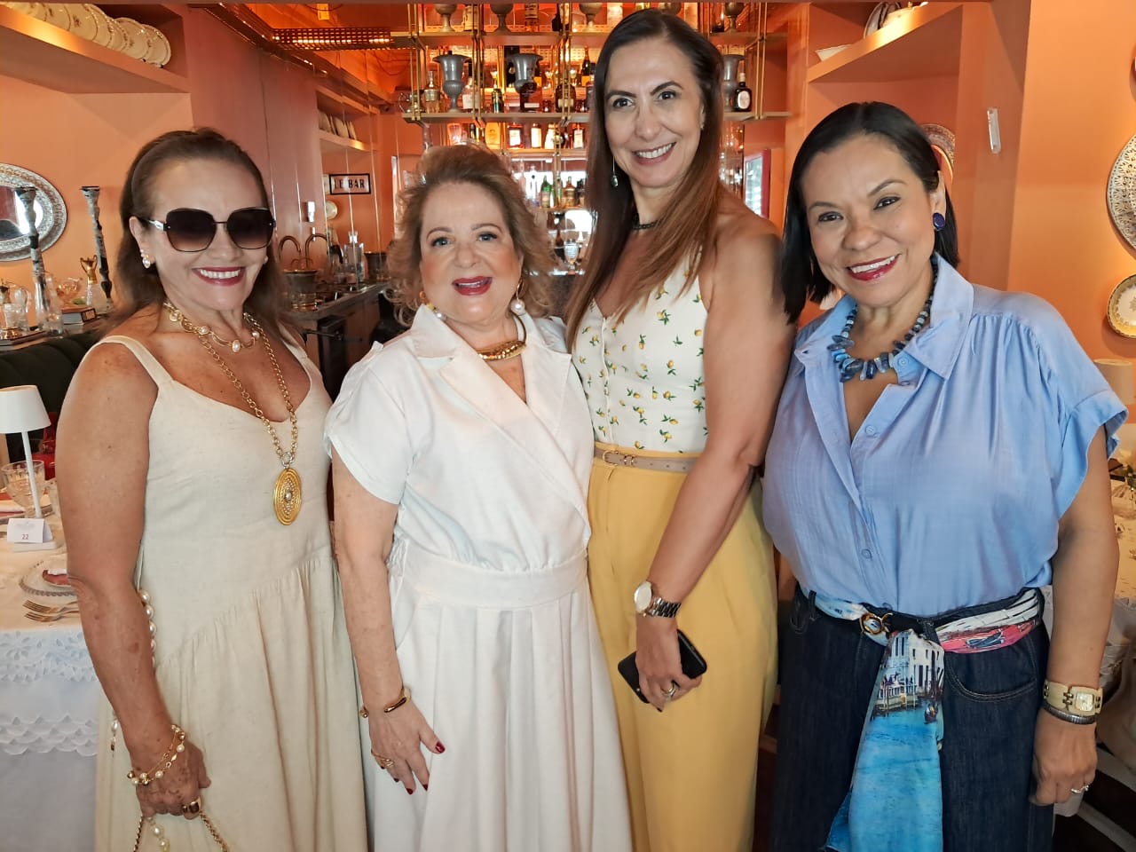 Pilar Guimarães, Gal, Alessandra Esteves e Silvia Bezerra 