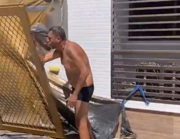 Vídeo: pintor registra agressão e humilhação durante serviço em condomínio na Paraíba