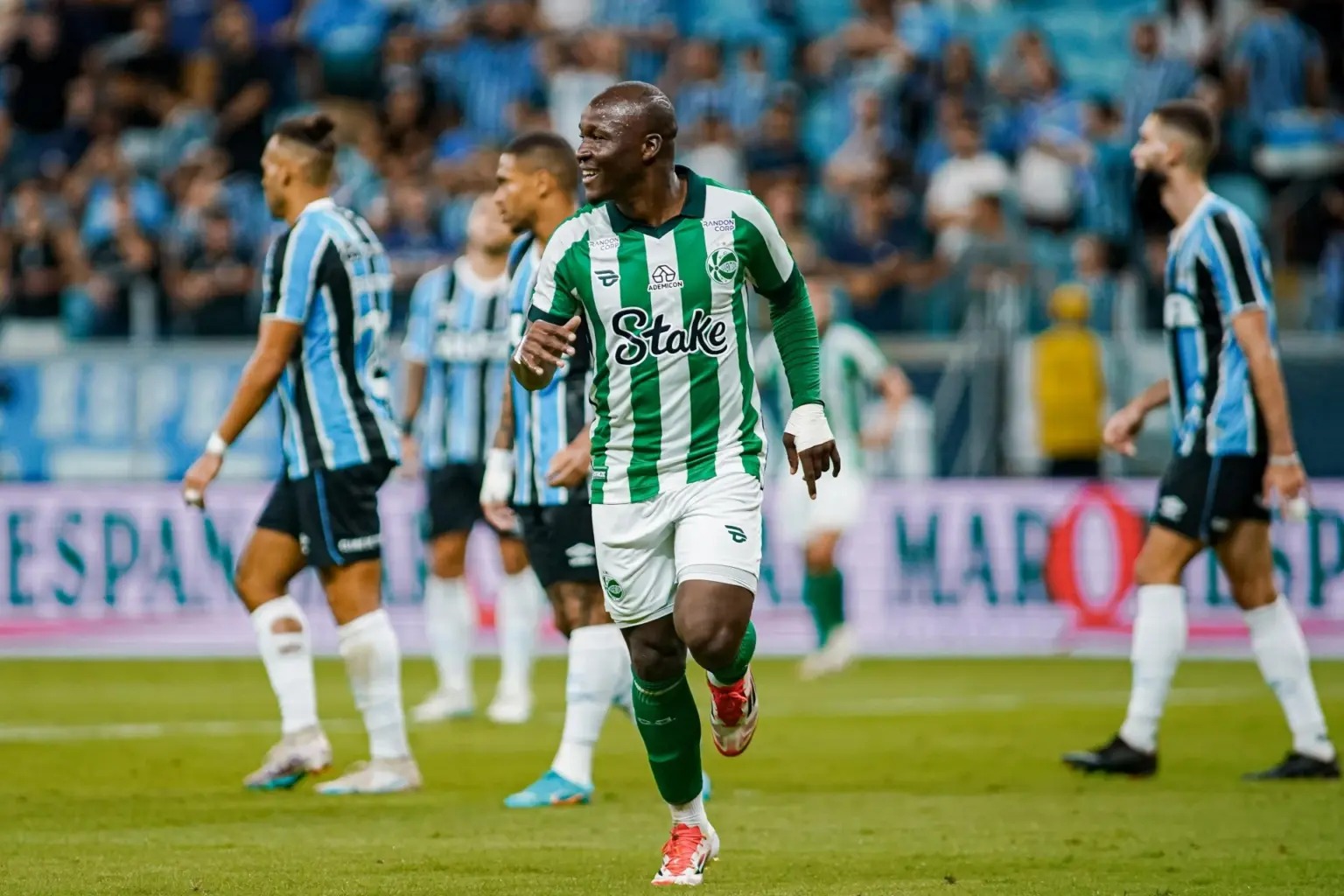 Imagem - Remo negocia contratação de atacante colombiano do Juventude