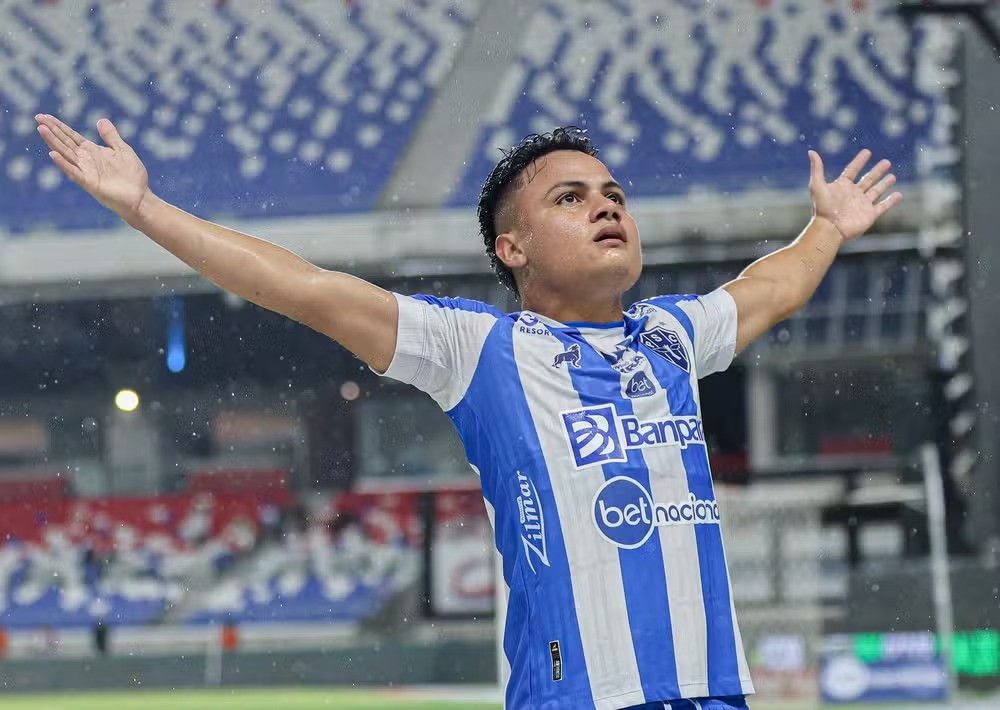 Imagem - Salário trava retorno de Esli Garcia ao Paysandu e Goiás quer venda definitiva