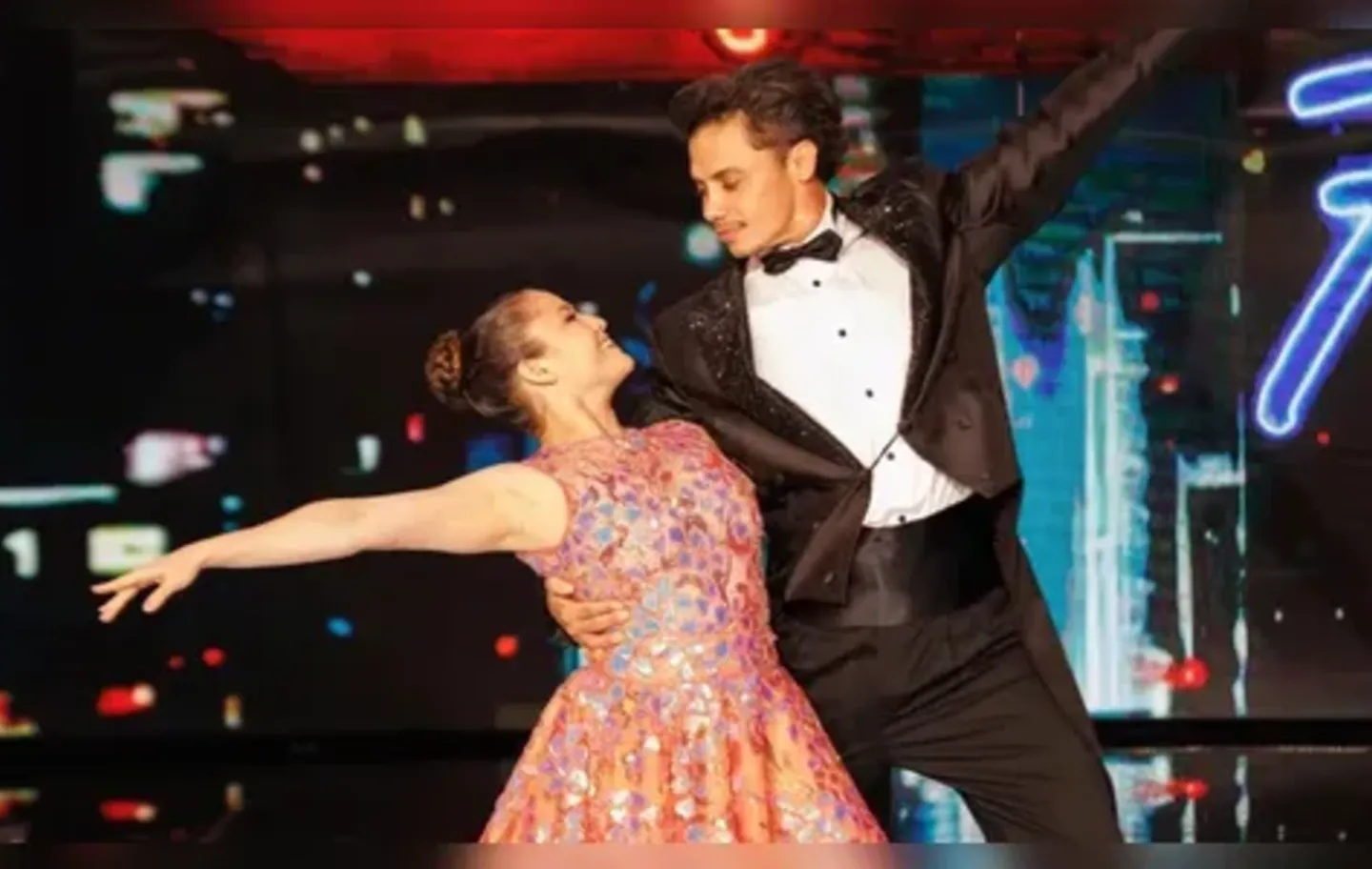 Paraense Thaís Sousa brilha e impulsiona vitória de Silvero na Dança dos Famosos 2025