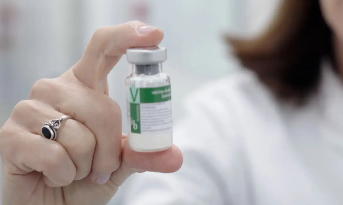 Anvisa publica registro da vacina contra a dengue do Butantan.