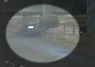 Vítima de 34 anos escapou depois de ser sequestrada, agredida e esfaqueada; caso é investigado como tentativa de feminicídio