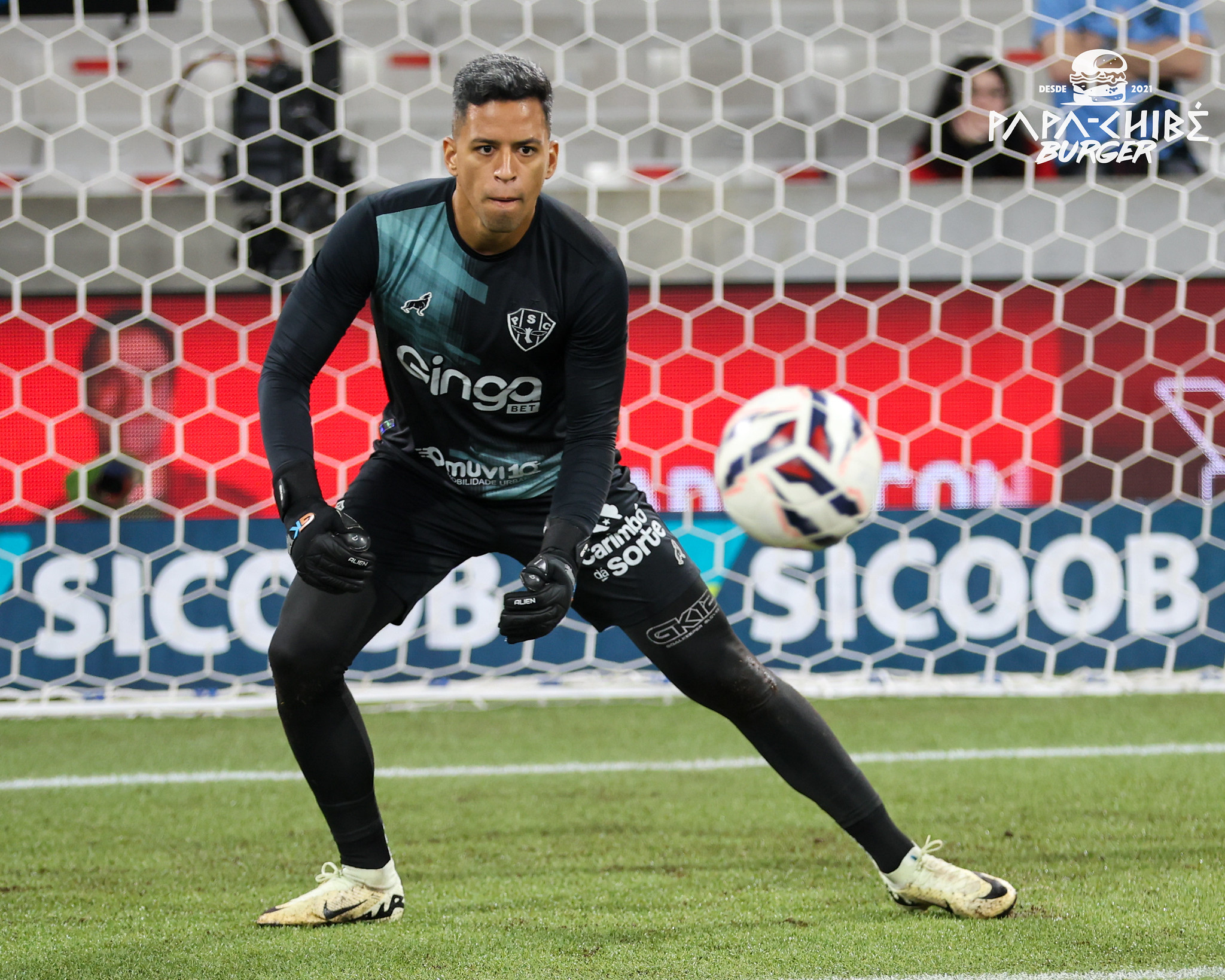 Matheus Nogueira subiu com o Paysandu em 2024, mas foi rebaixado em 2025