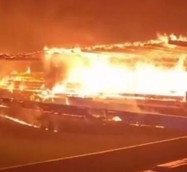Imagem - Vídeo: estádio de time finlandês é incendiado após rebaixamento