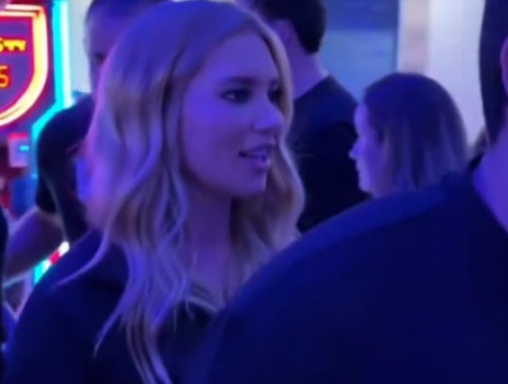 Virginia Fonseca durante a festa.