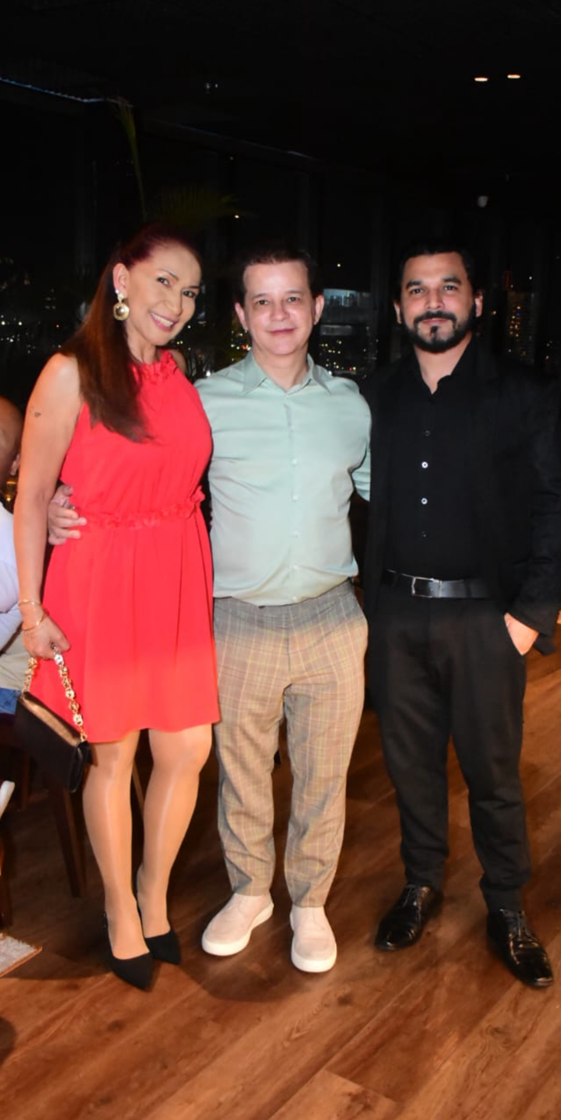 Neide Costa e Rui Tofolo com o aniversariante