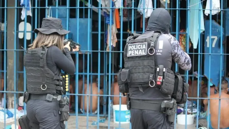 Operação em presídios de Minas mira lideranças do crime e reforça controle interno