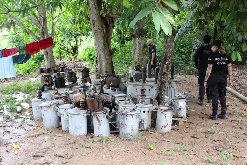 Transformadores recuperados.