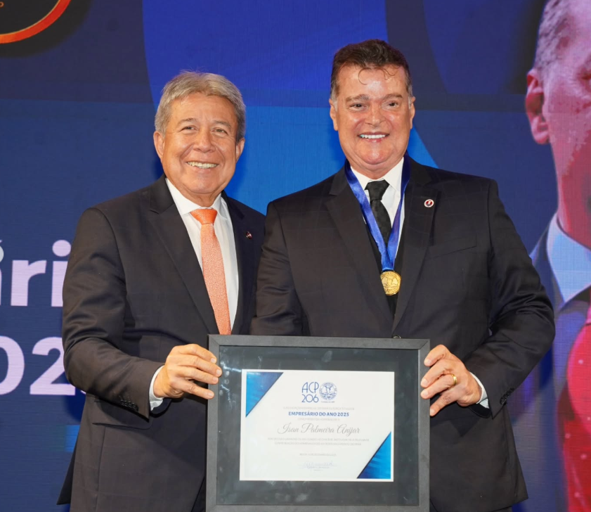  Isan Anijar (a direita) descreveu o momento como inesquecível.