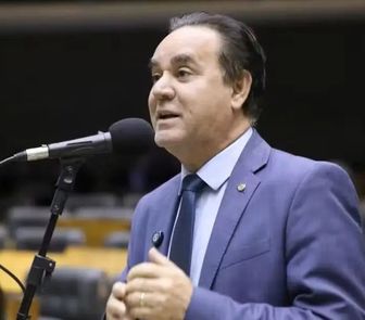 Imagem - Adilson Barroso: saiba quem é o suplente que assume a vaga de Carla Zambelli