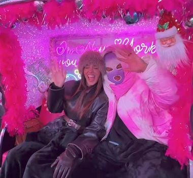 Imagem - Neymar usa máscara atípica para passar despercebido em Nova York