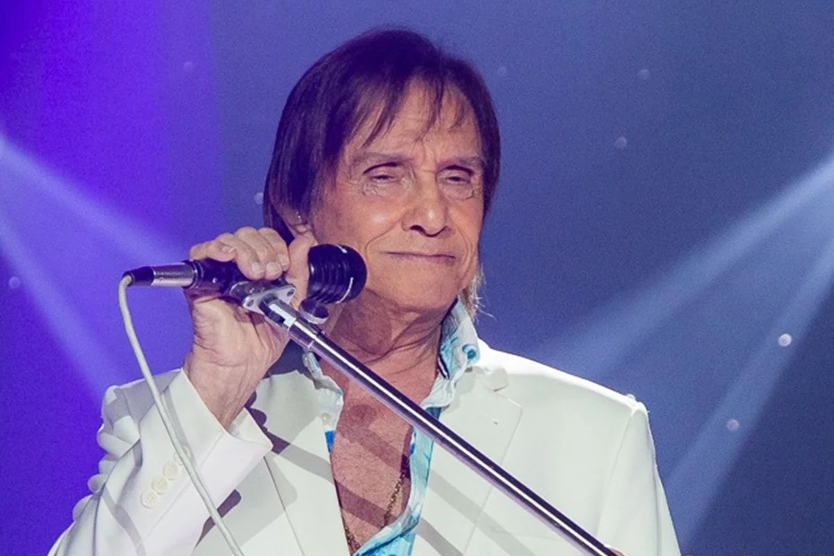 Cantor foi encaminhado para o hospital e já recebeu alta - 