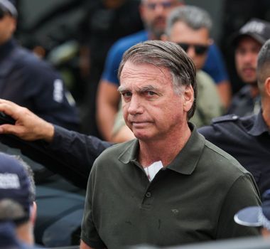 Imagem - Defesa pede a Moraes autorização para cirurgia urgente de Bolsonaro