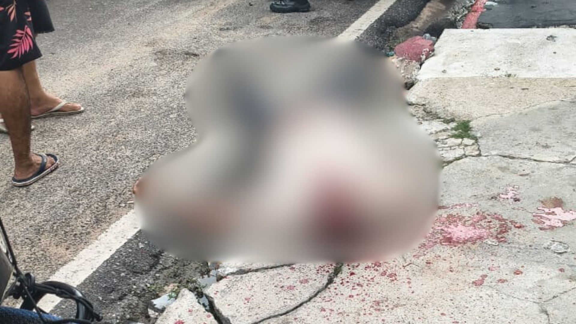 O crime chamou atenção de populares da área.