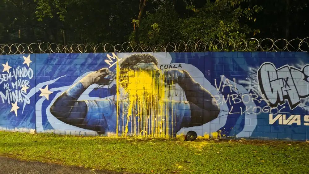 Torcida protestou contra Gabriel Barbosa - 