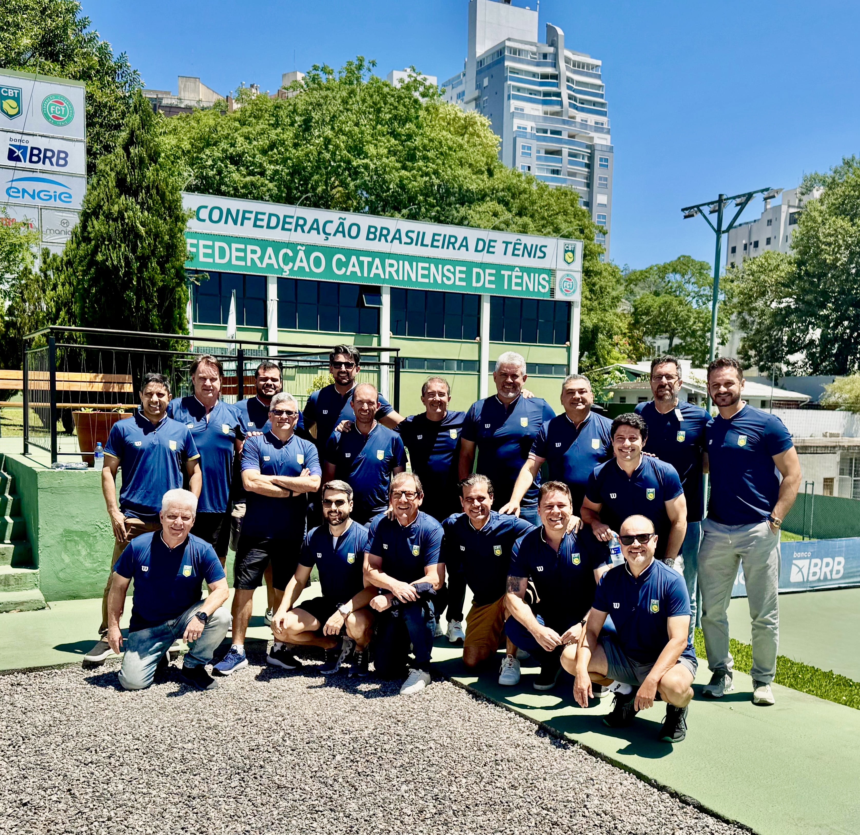 Encerramento das federações de tênis 