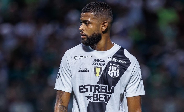 Defensor chega para reforçar o Papão - 