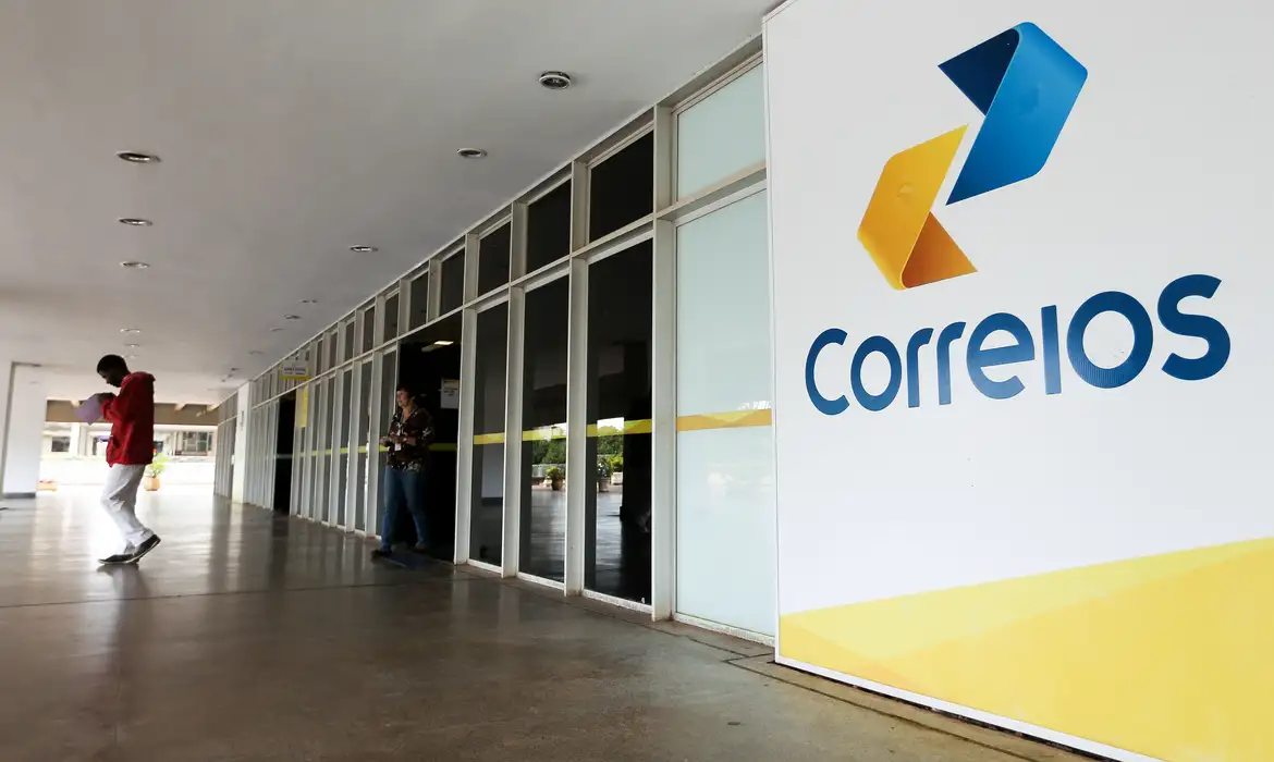 Greve por tempo indeterminado nos Correios se espalha por sete estados; confira a lista