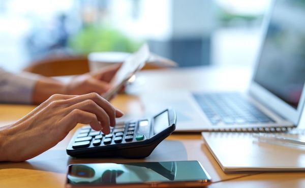 Justiça Federal suspende taxação de lucros apurados até o fim de 2025