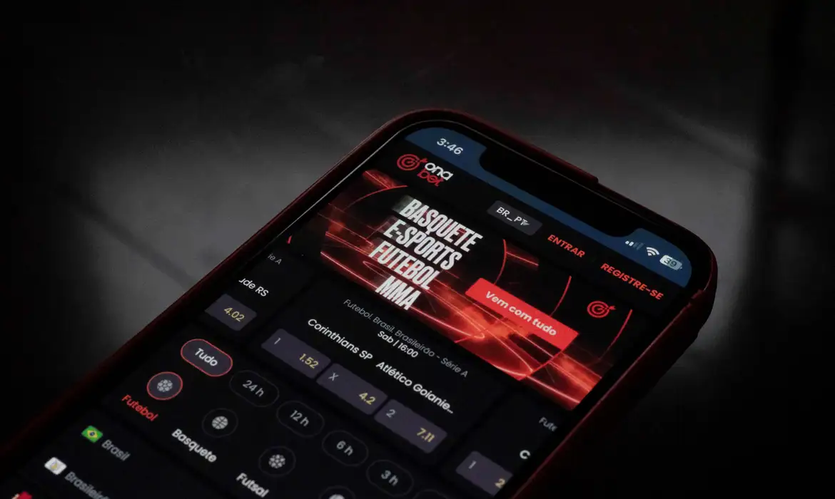 Dinheiro destinado a necessidades básicas acabou indo para bets, impulsionado pela promessa de ganho rápido