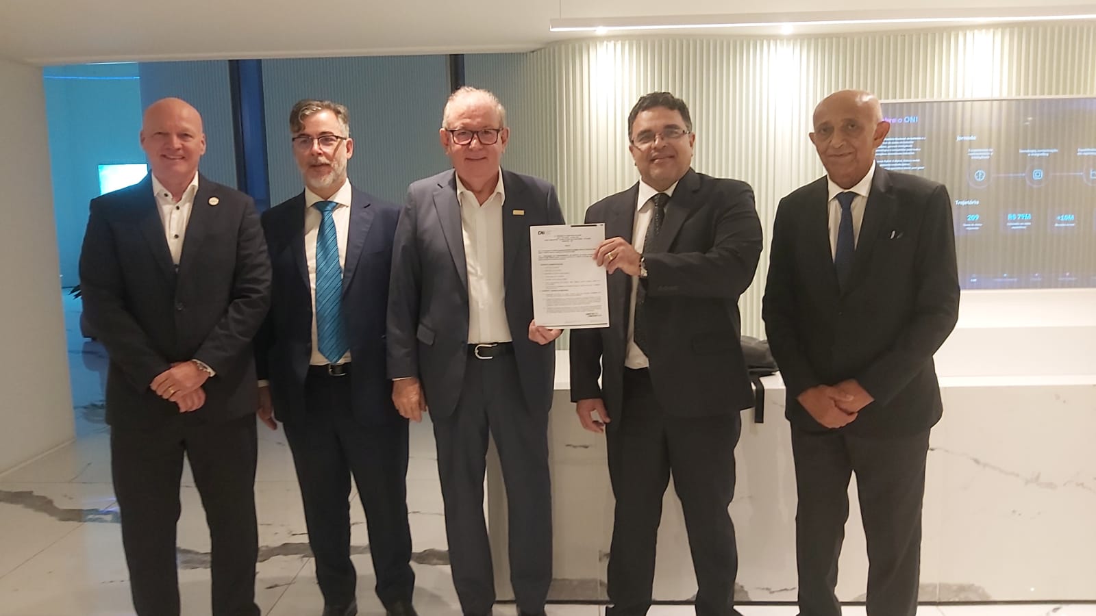 O presidente Alex Carvalho e presidentes das demais federações após aprovação do acordo. 