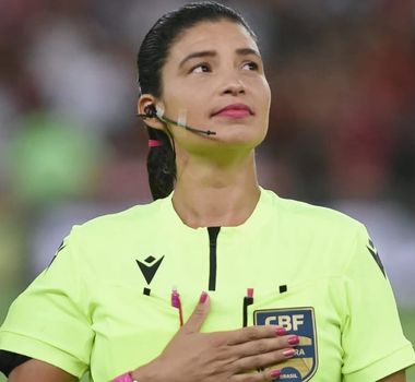Imagem - Árbitra paraense Gleika Pinheiro entra para o quadro da FIFA a partir de 2026