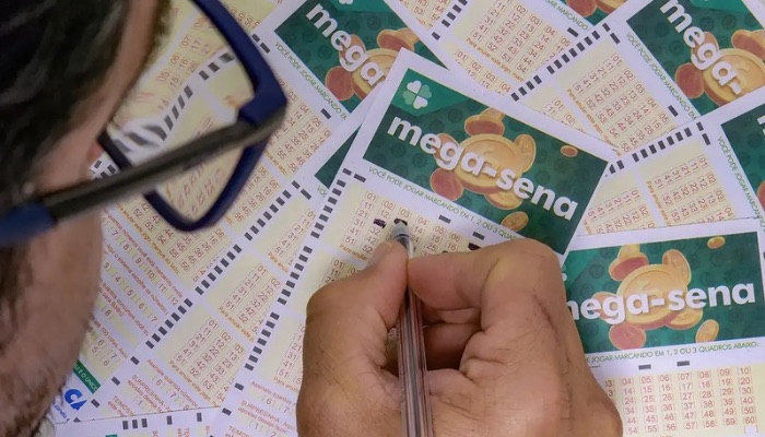 (Premio da Mega da Virada 2025 pode chegar perto de R$ 1 bilhão)
