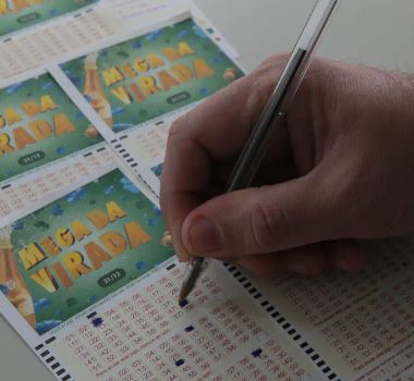 Imagem - IA sugere números para concorrer ao prêmio de R$ 850 milhões da Mega da Virada