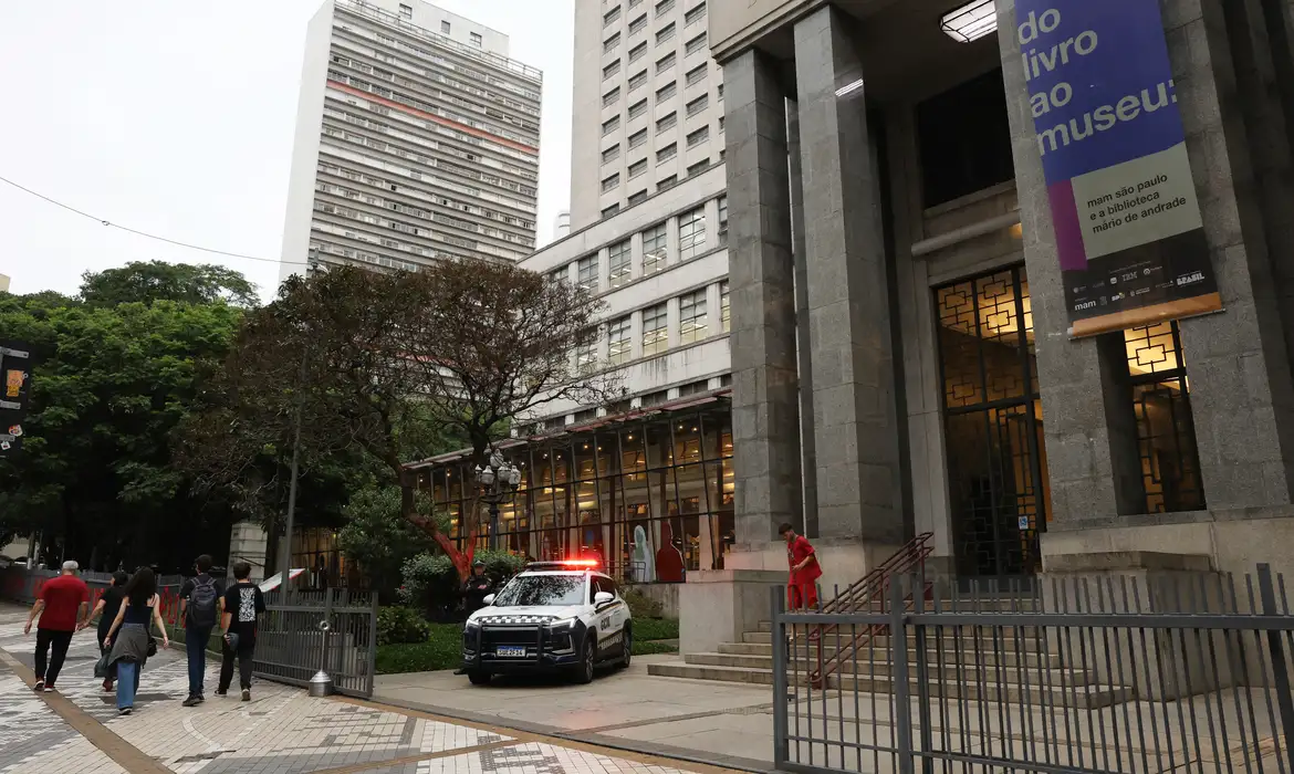 Celular de um dos criminosos foi encontrado na casa dela -