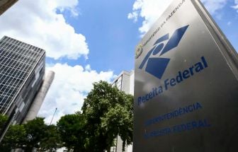 Reforma tributária prevê punição por erro em nota fiscal a partir de junho, diz Receita