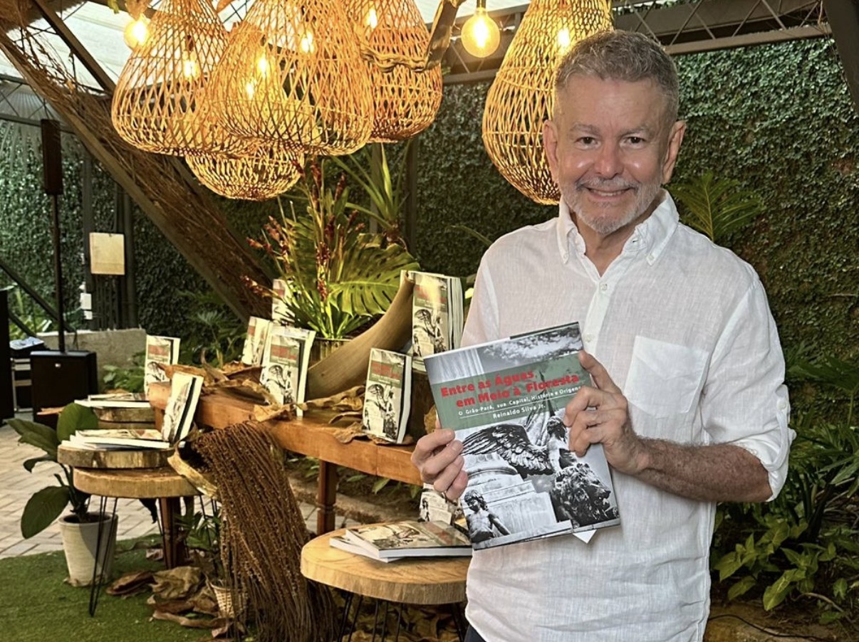 Fotógrafo arquiteto, escritor, pesquisador e historiador luso-brasileiro, Reynaldo Silva Jr 