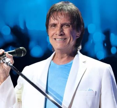 Imagem - Roberto Carlos muda letra de música e homenageia Erasmo em especial de Natal