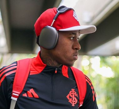 Imagem - Cruzeiro avança por Vitão e encaminha contrato de cinco anos com zagueiro do Internacional