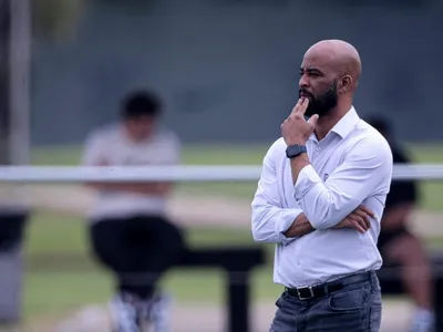 Fabinho deixa o Timão após o título da Copa do Brasil - 