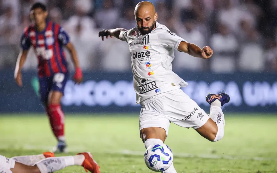 Imagem - Remo monitora situação de meia que jogou com Neymar no Santos