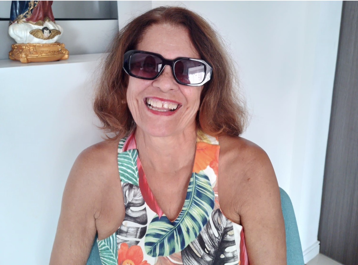 A jornalista Catarina Freitas fecha o ano aniversariando, nessa terça-feira, 30. As comemorações serão em meio à muita animação, em Salinas. 