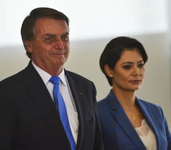 Imagem - Bolsonaro segue internado e passa por novo procedimento, informa Michelle