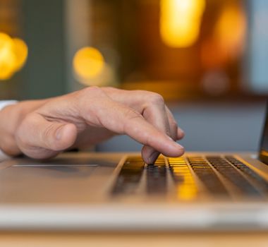 Imagem - Quando a violência vem pela tela: desafios dos Direitos Humanos na era digital